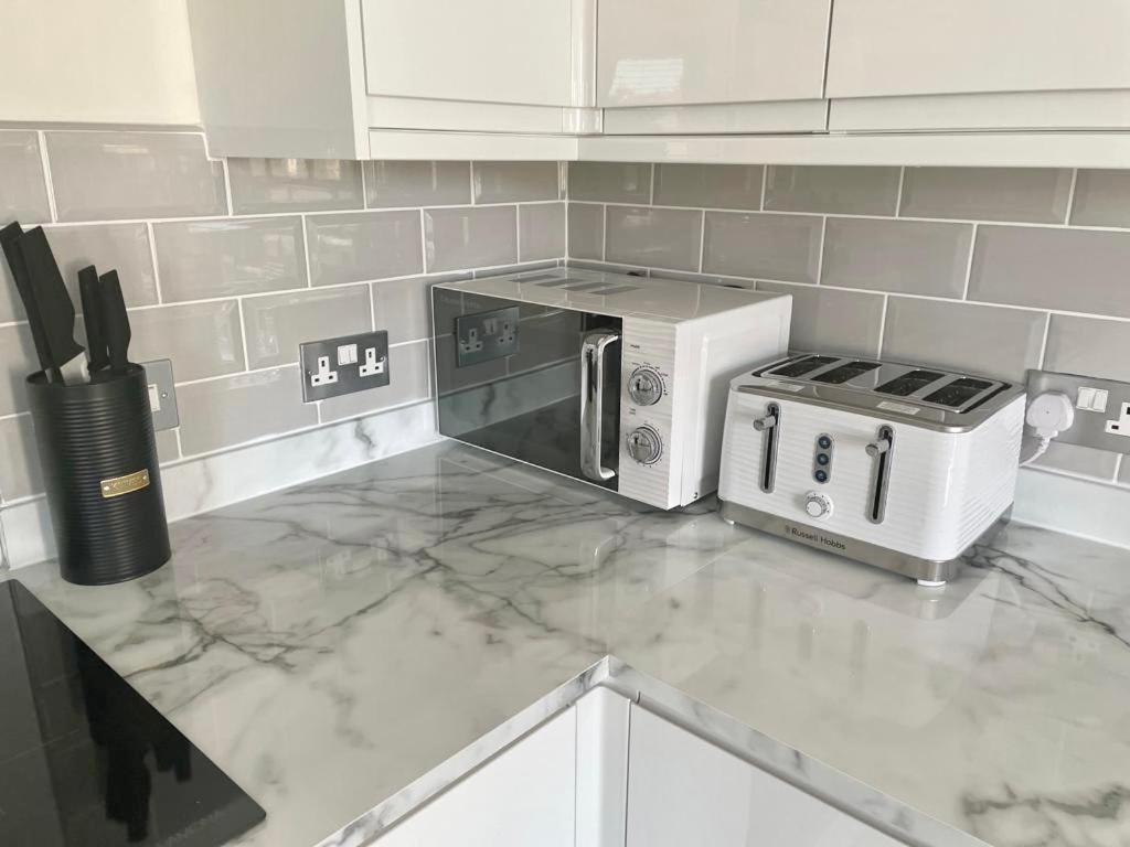 Exquisite Apartment, Stone Throw From The Beach Bournemouth Luaran gambar